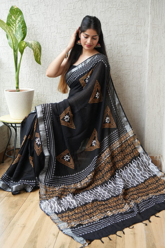 HAND BLOCK BLACK & WHITE PRINTED COTTON LINEN SAREE WITH BLOUSE (LCS77)