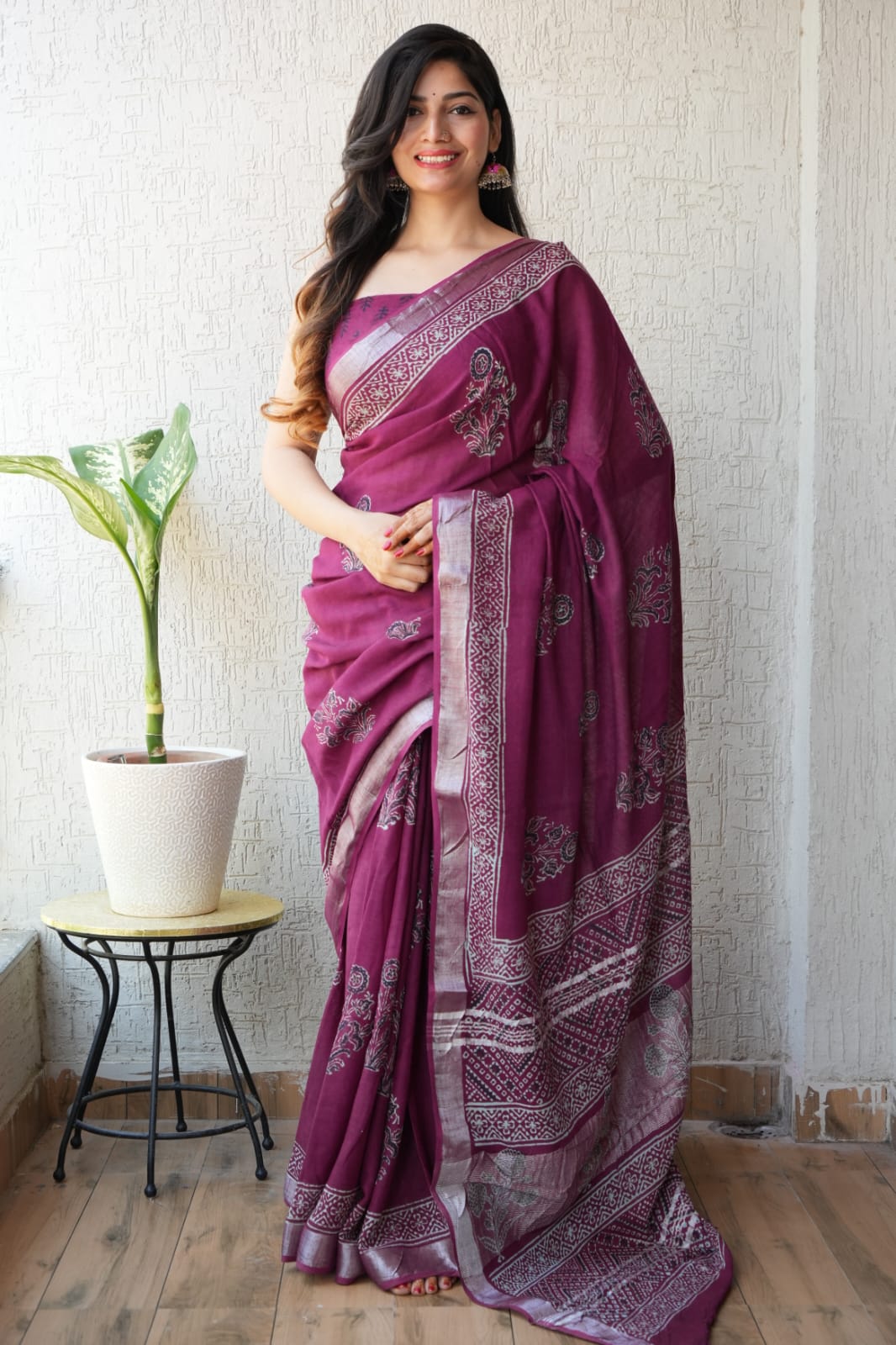 HAND BLOCK BLACK & WHITE PRINTED COTTON LINEN SAREE WITH BLOUSE (LCS91)