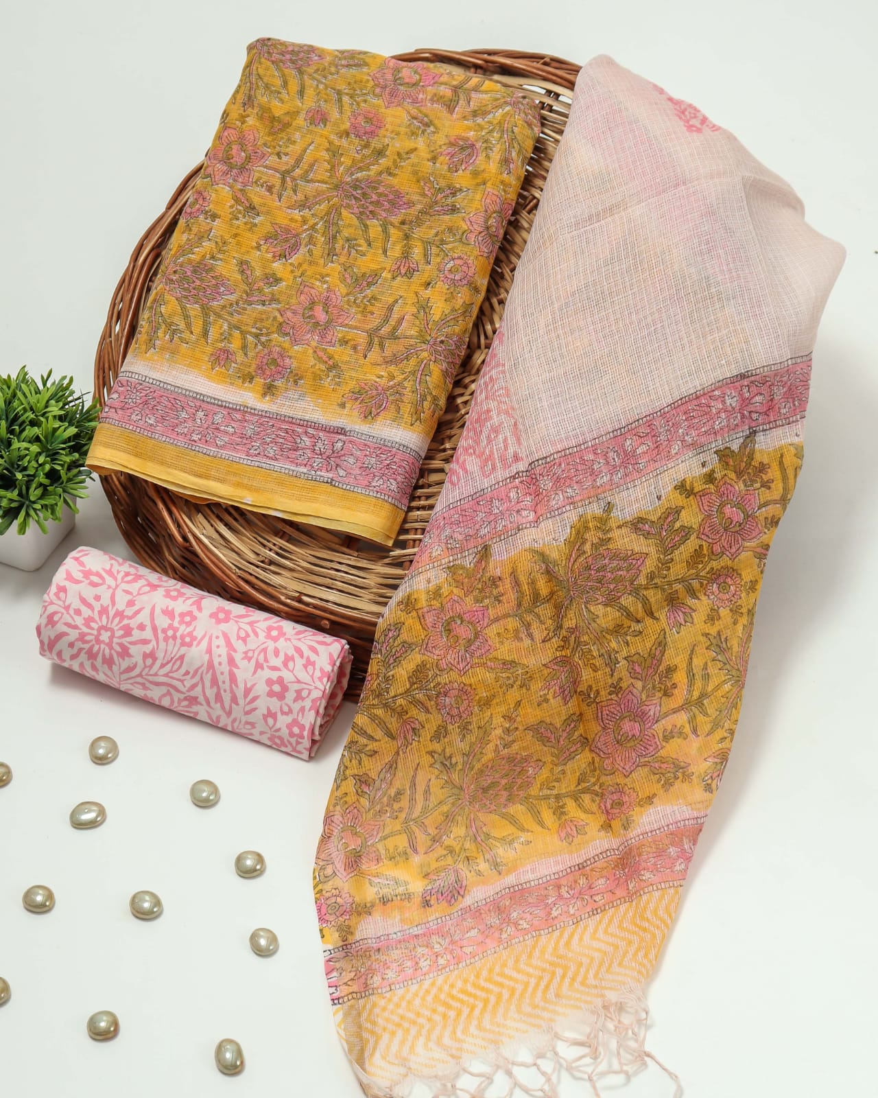 HAND BLOCK PRINTED KOTA DORIYA SUIT WITH KOTA DORIYA DUPPATA (FKS59)