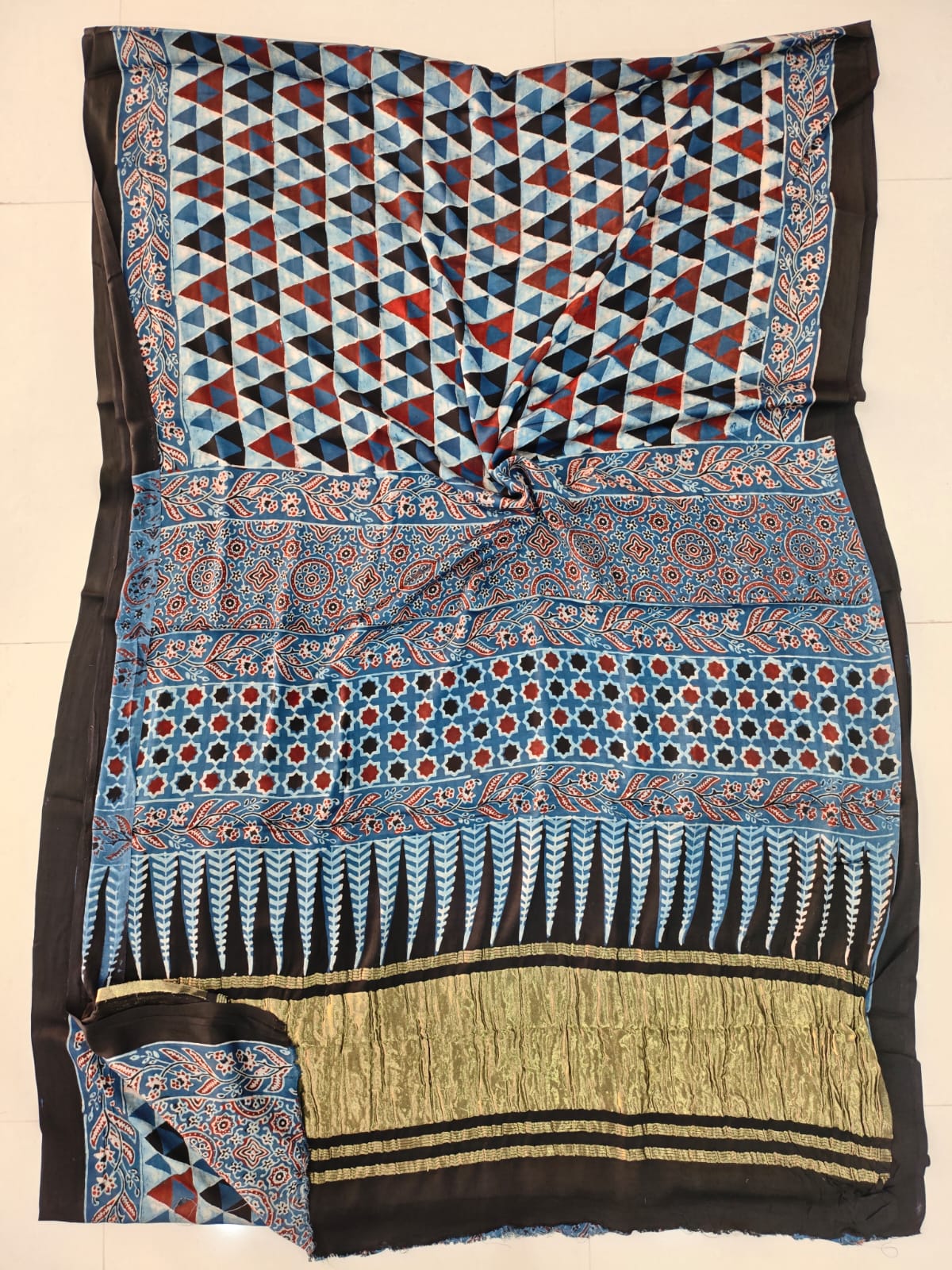 HAND BLOCK PRINTED MODAL SILK LAGDI PATTA SAREE (CIG82)