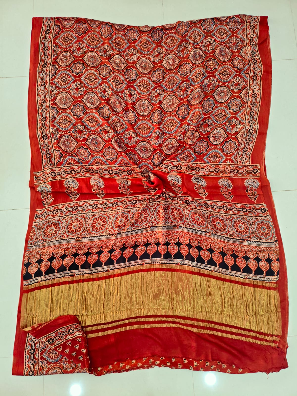 HAND BLOCK PRINTED MODAL SILK LAGDI PATTA SAREE (CIG85)