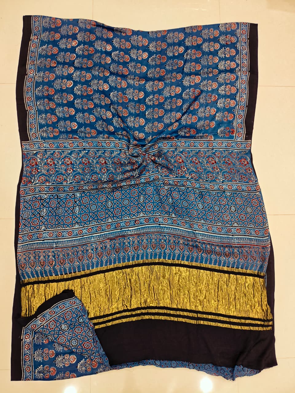 HAND BLOCK PRINTED MODAL SILK LAGDI PATTA SAREE (CIG89)