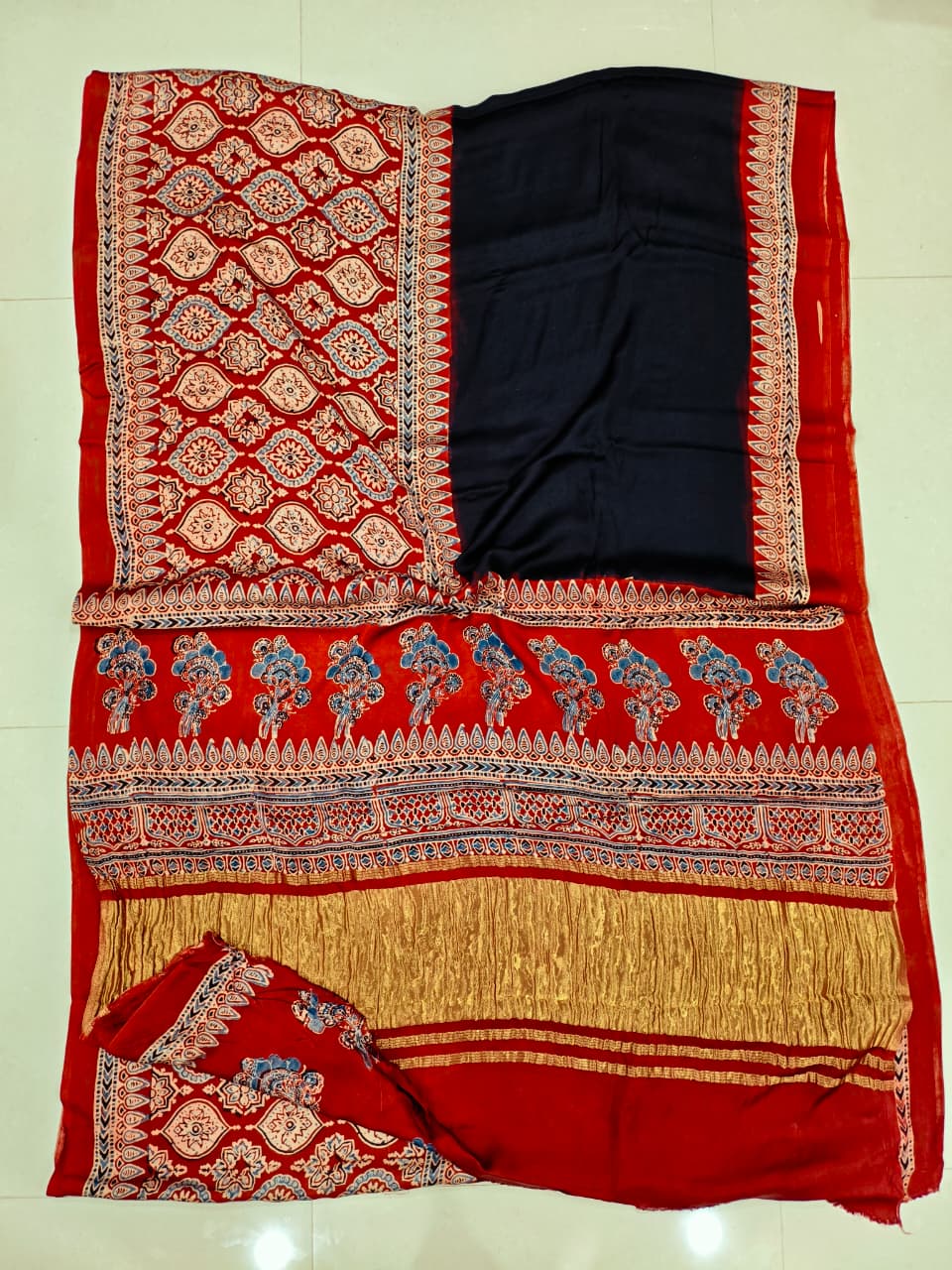 HAND BLOCK PRINTED MODAL SILK LAGDI PATTA SAREE (CIG92)