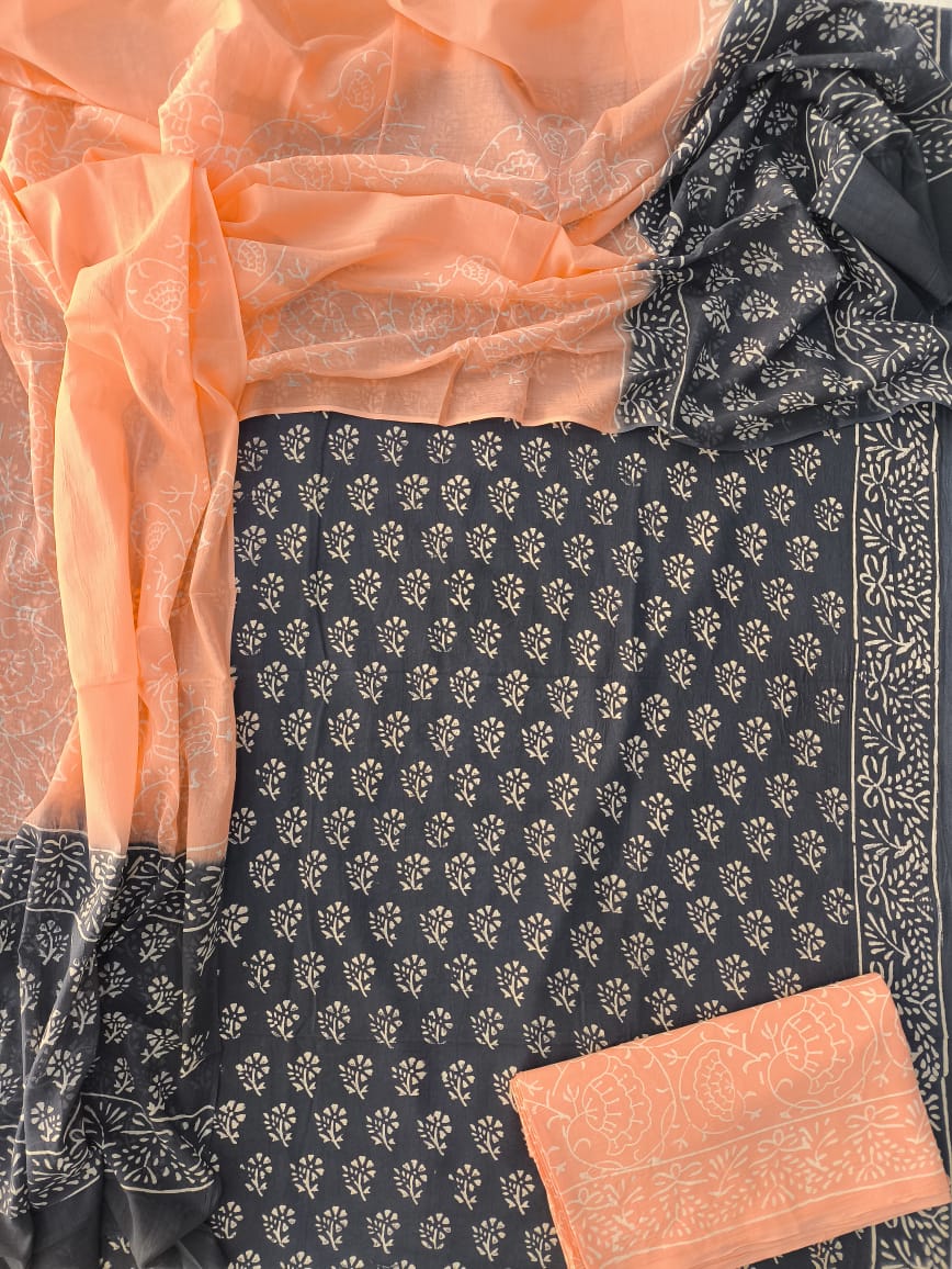 HAND BLOCK PRINTED COTTON 3-PIS SUIT WITH MULMUL DUPPATA (CMS140)