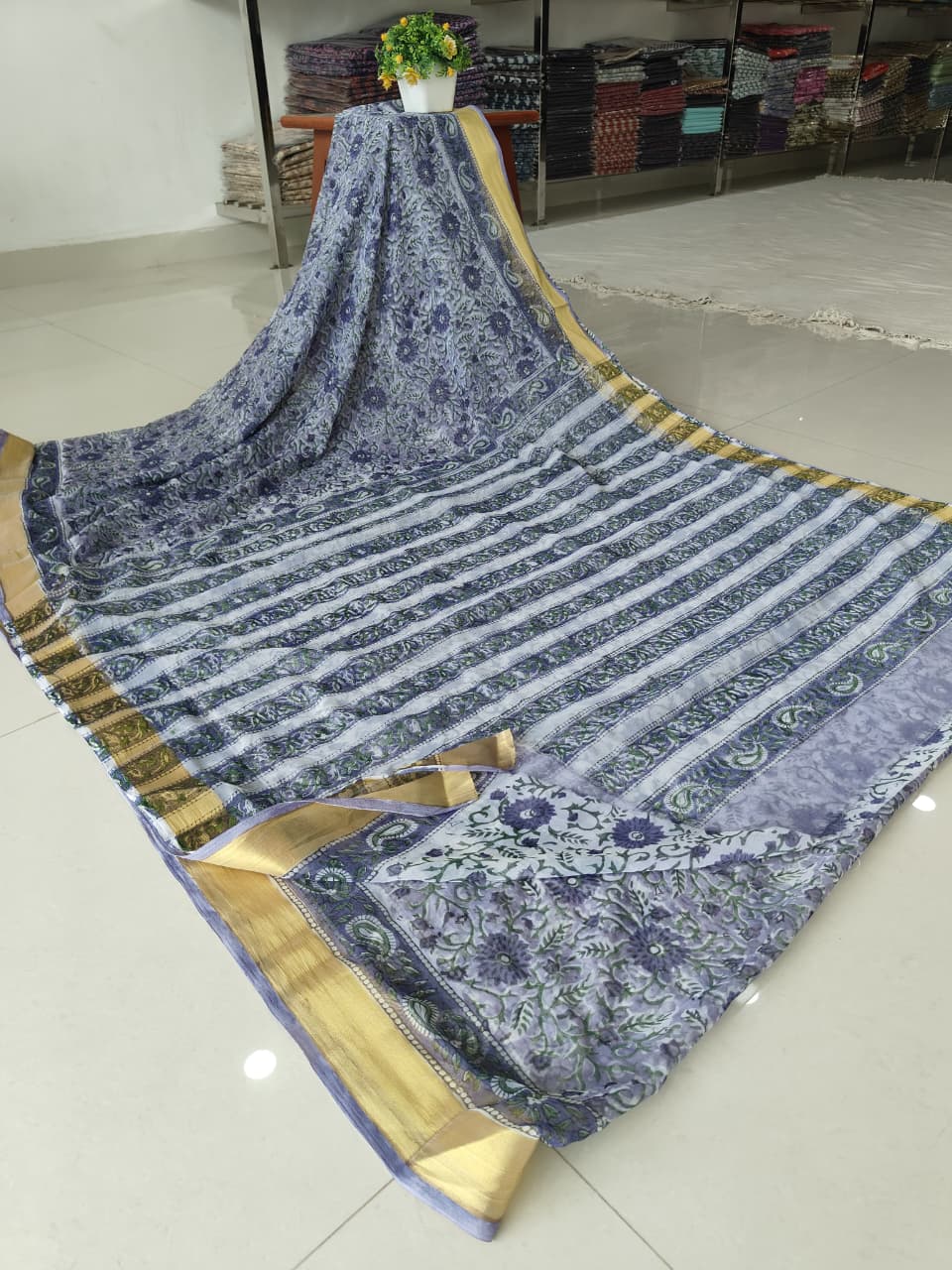 Hand Brush Painted Chiffon Saree with Blouse ( CIA88)
