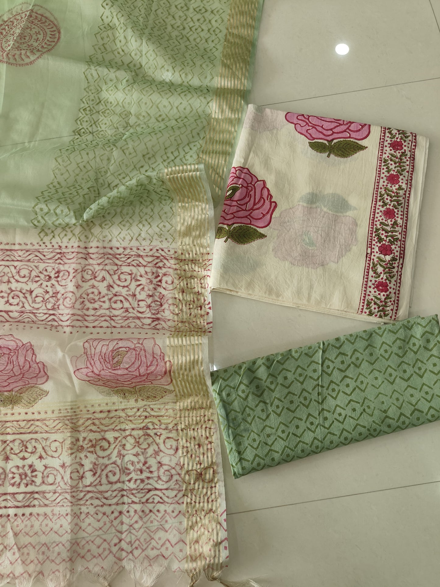 PRIMIUM JAIPURI COTTON SUIT WITH ORGANZA SILK DUPPATA (COS69)