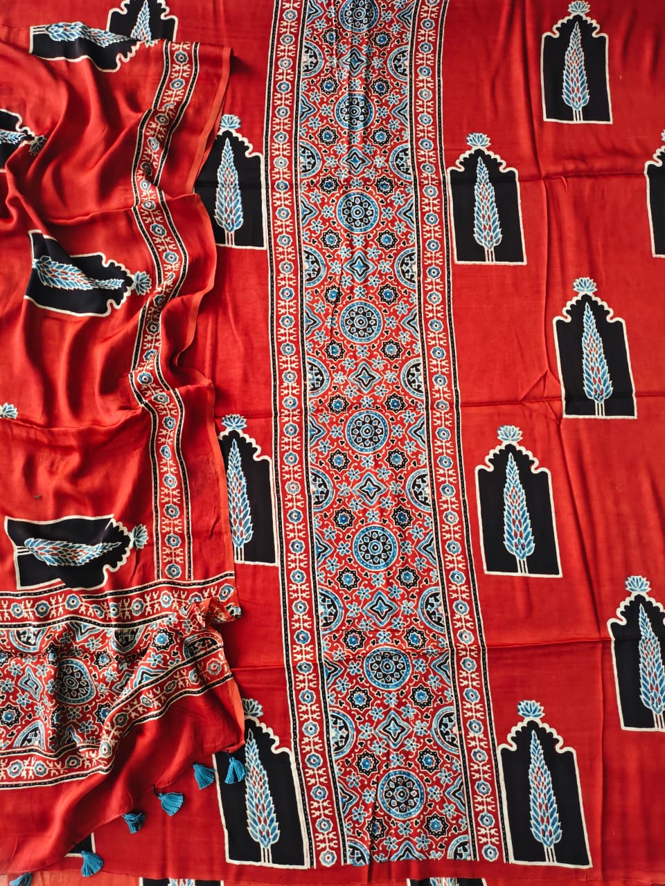 )Vanaspati Ajrakh Hand Block Printed Suits Modal Silk Fabric (CIT134)
