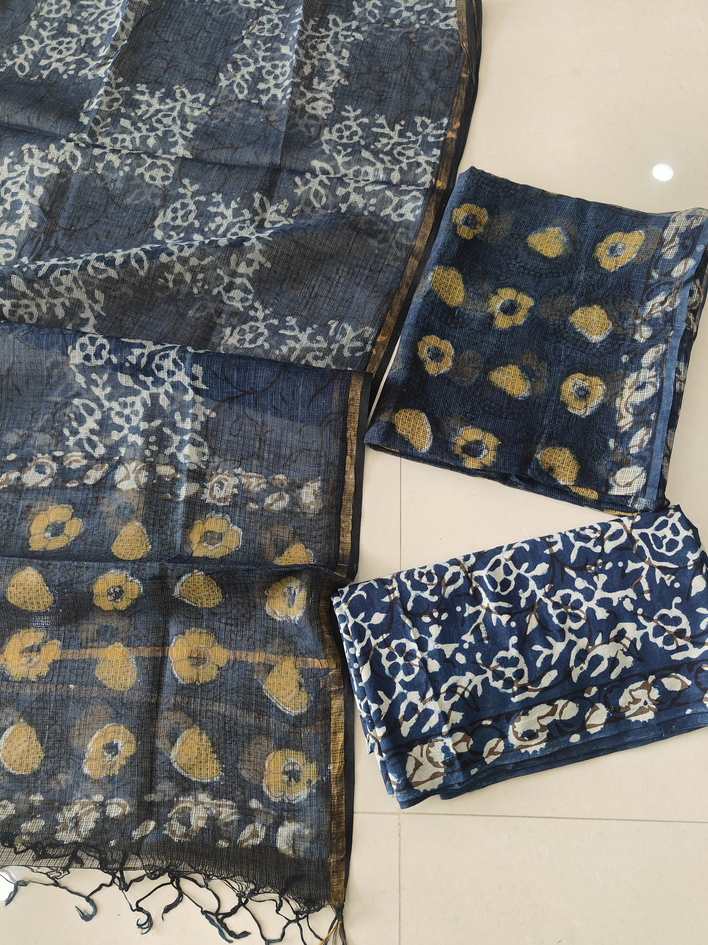 HAND BLOCK PRINTED KOTA DORIYA SUIT WITH KOTA DORIYA DUPPATA (FKS172)
