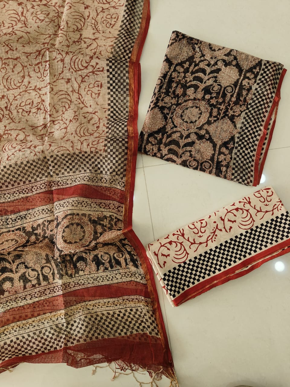 HAND BLOCK PRINTED KOTA DORIYA SUIT WITH KOTA DORIYA DUPPATA (FKS176)