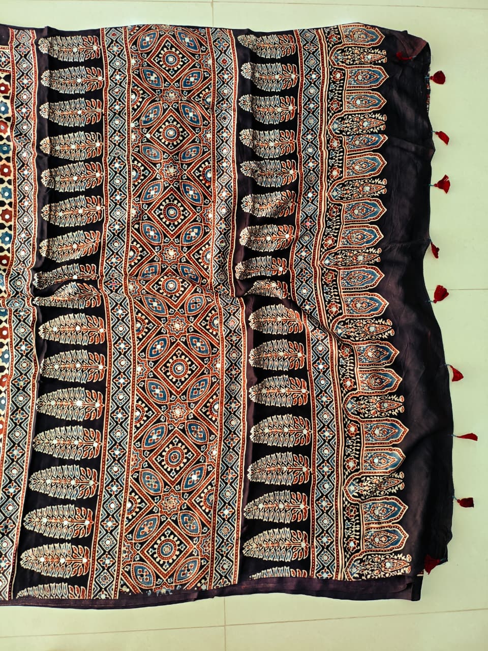 MIRROR WORK HAND BLOCK AJRAKH MODAL SILK SAREE WITH BLOUSE (CIV10)