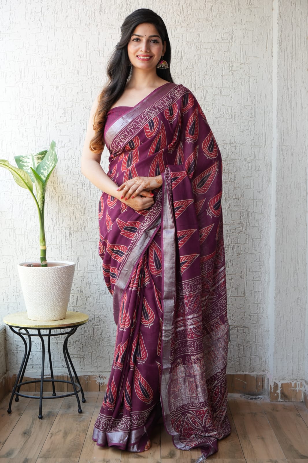 HAND BLOCK BLACK & WHITE PRINTED COTTON LINEN SAREE WITH BLOUSE  (LCS98)