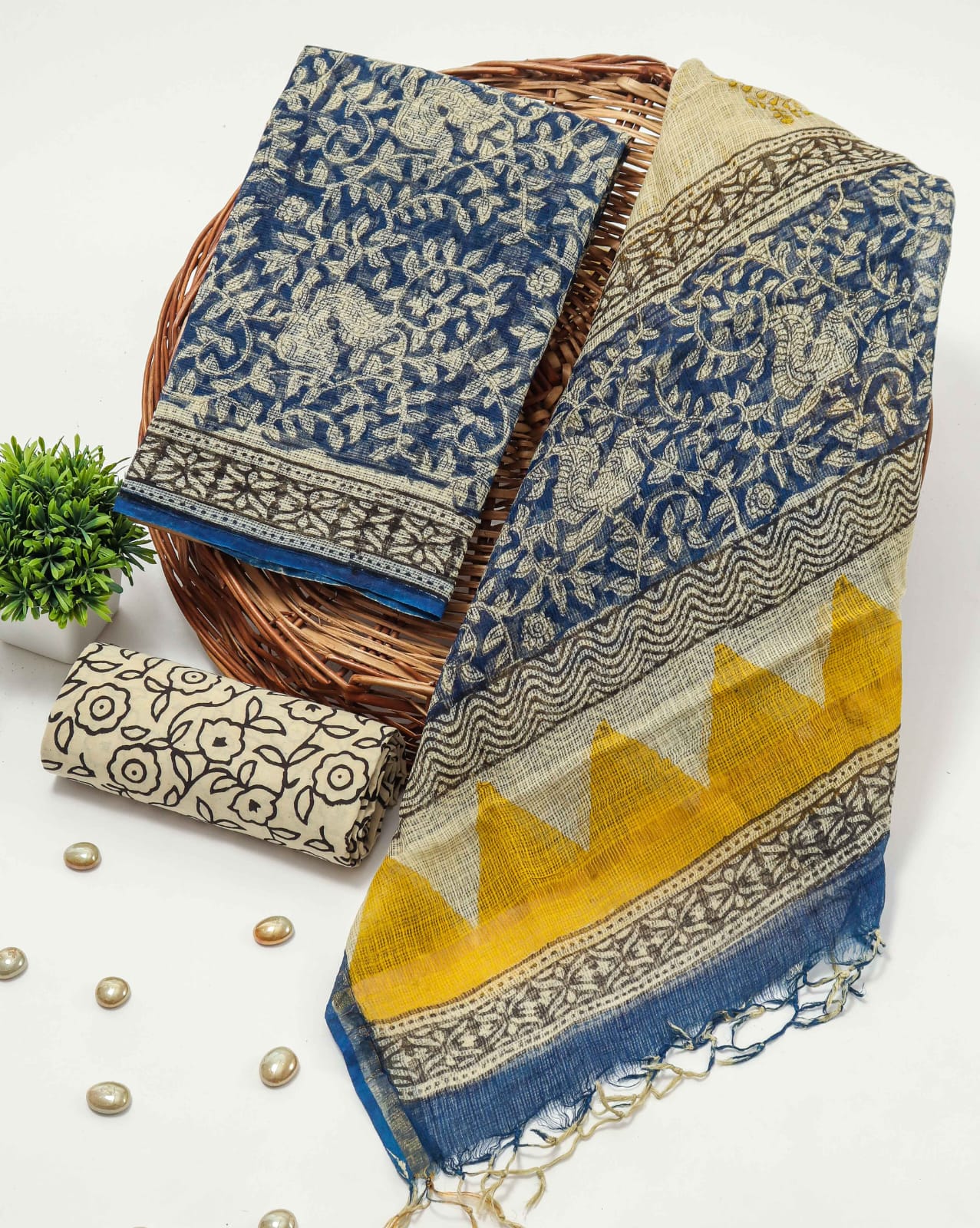 HAND BLOCK PRINTED KOTA DORIYA SUIT WITH KOTA DORIYA DUPPATA (FKS81)