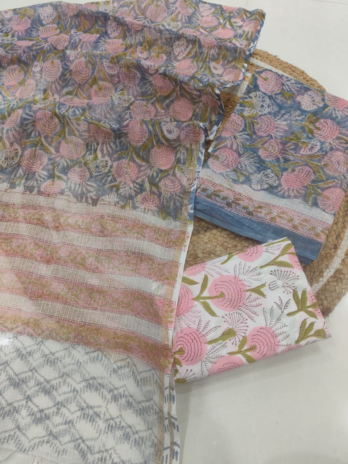 HAND BLOCK PRINTED KOTA DORIYA SUIT WITH KOTA DORIYA DUPPATA (FKS89)