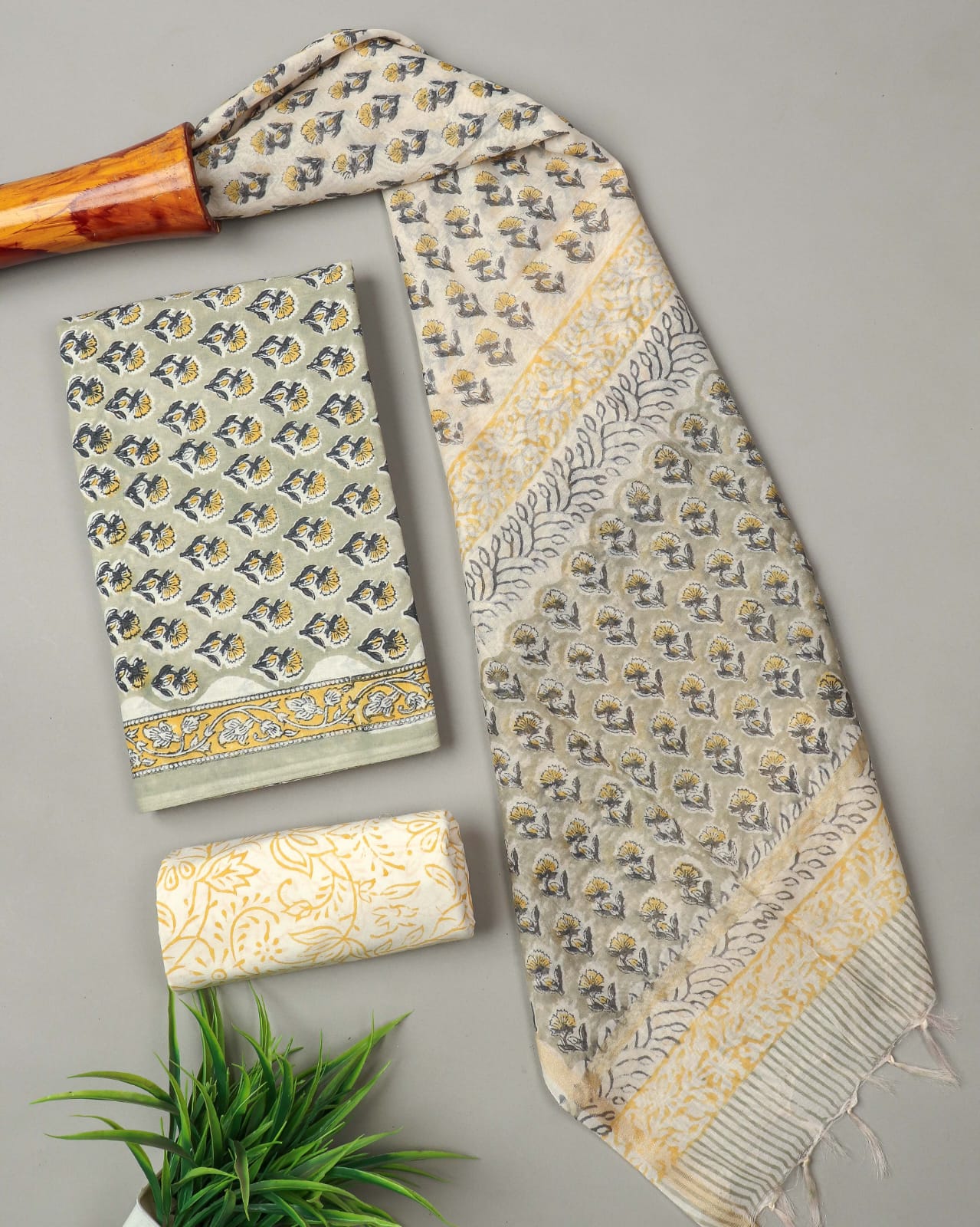 JAIPUR COTTON SUIT WITH CHANDERI DUPPATA (CSS92)