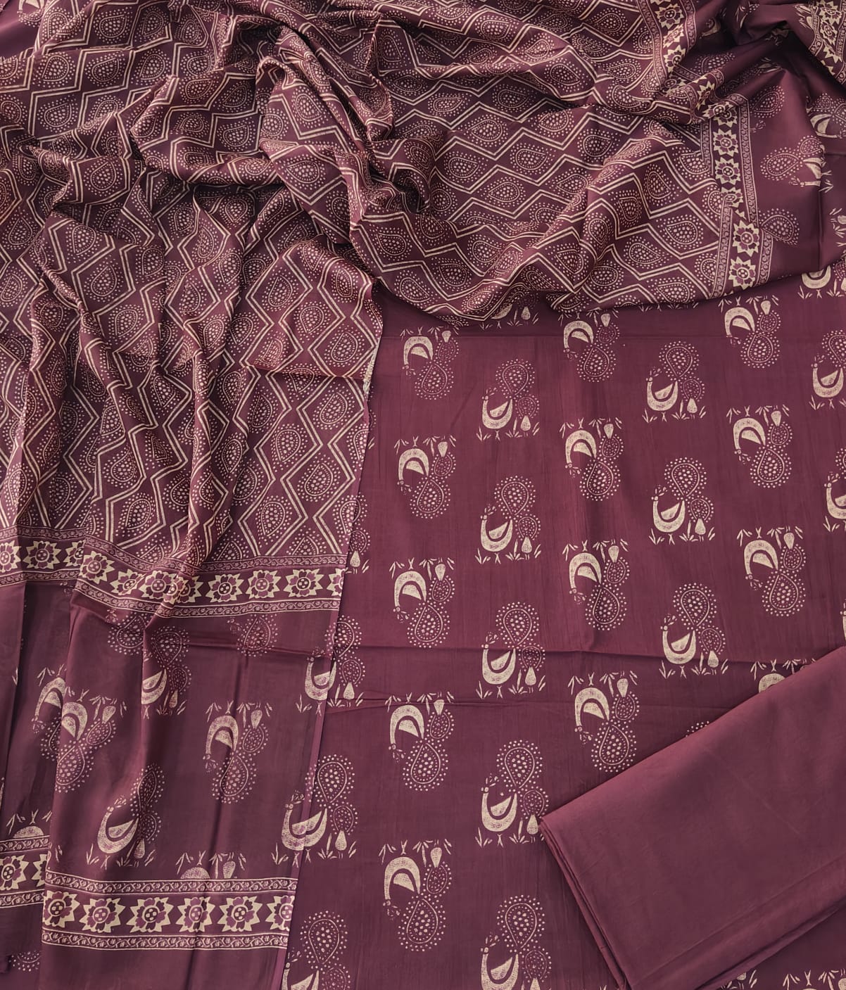 HAND BLOCK PRINTED COTTON 3-PIS SUIT WITH MULMUL DUPPATA (CMS118)