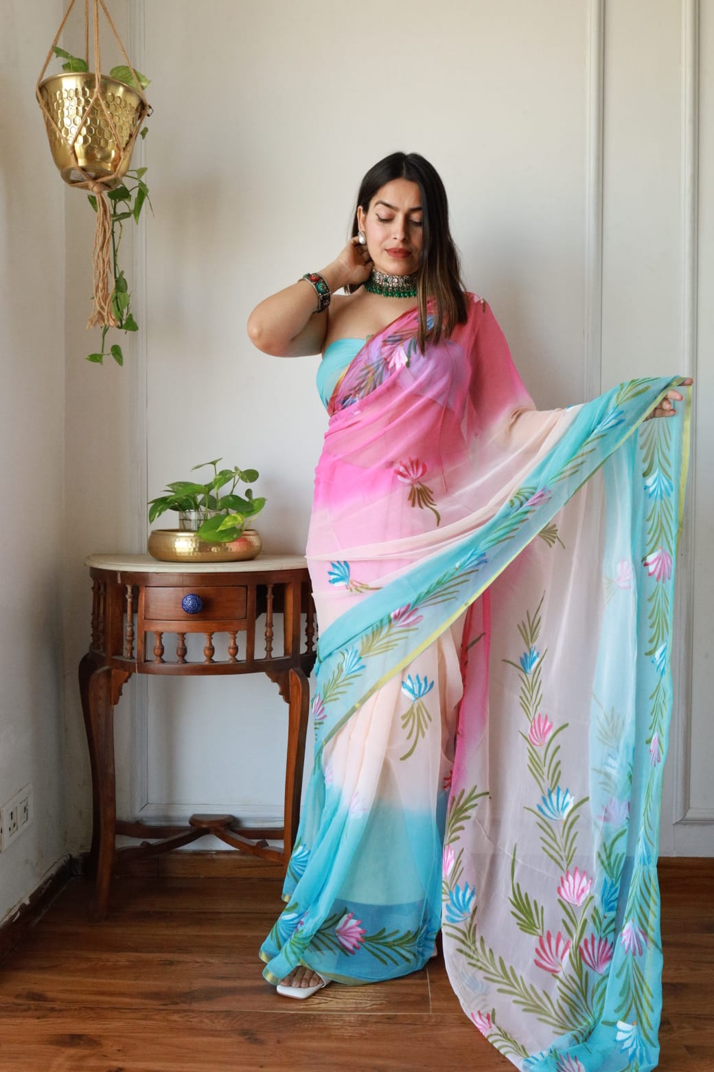 Hand Brush Painted Chiffon Saree with Blouse ( CIA59)