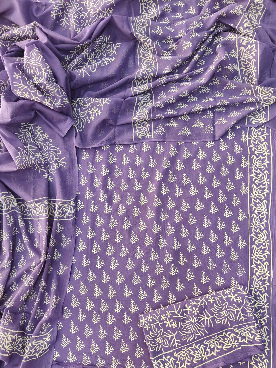 HAND BLOCK PRINTED COTTON 3-PIS SUIT WITH MULMUL DUPPATA (CMS133)