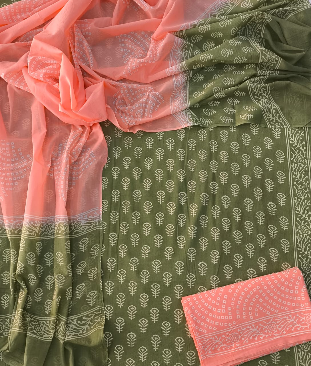 HAND BLOCK PRINTED COTTON 3-PIS SUIT WITH MULMUL DUPPATA (CMS141)