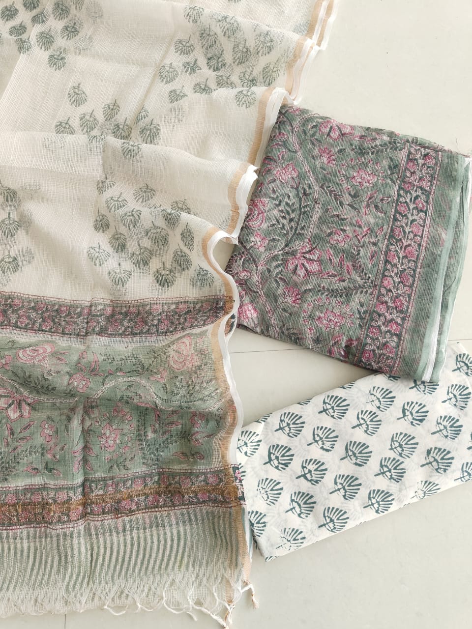 HAND BLOCK PRINTED KOTA DORIYA SUIT WITH KOTA DORIYA DUPPATA (FKS100)