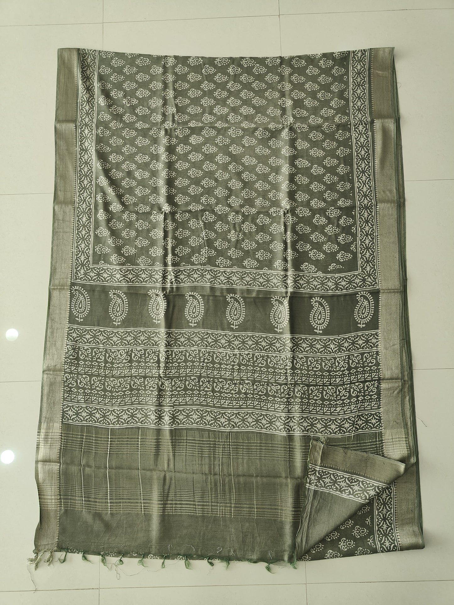 HAND BLOCK BAGRU PRINTED ART SILK CHANDERI SAREE WITH BLOUSE  (CIH60)