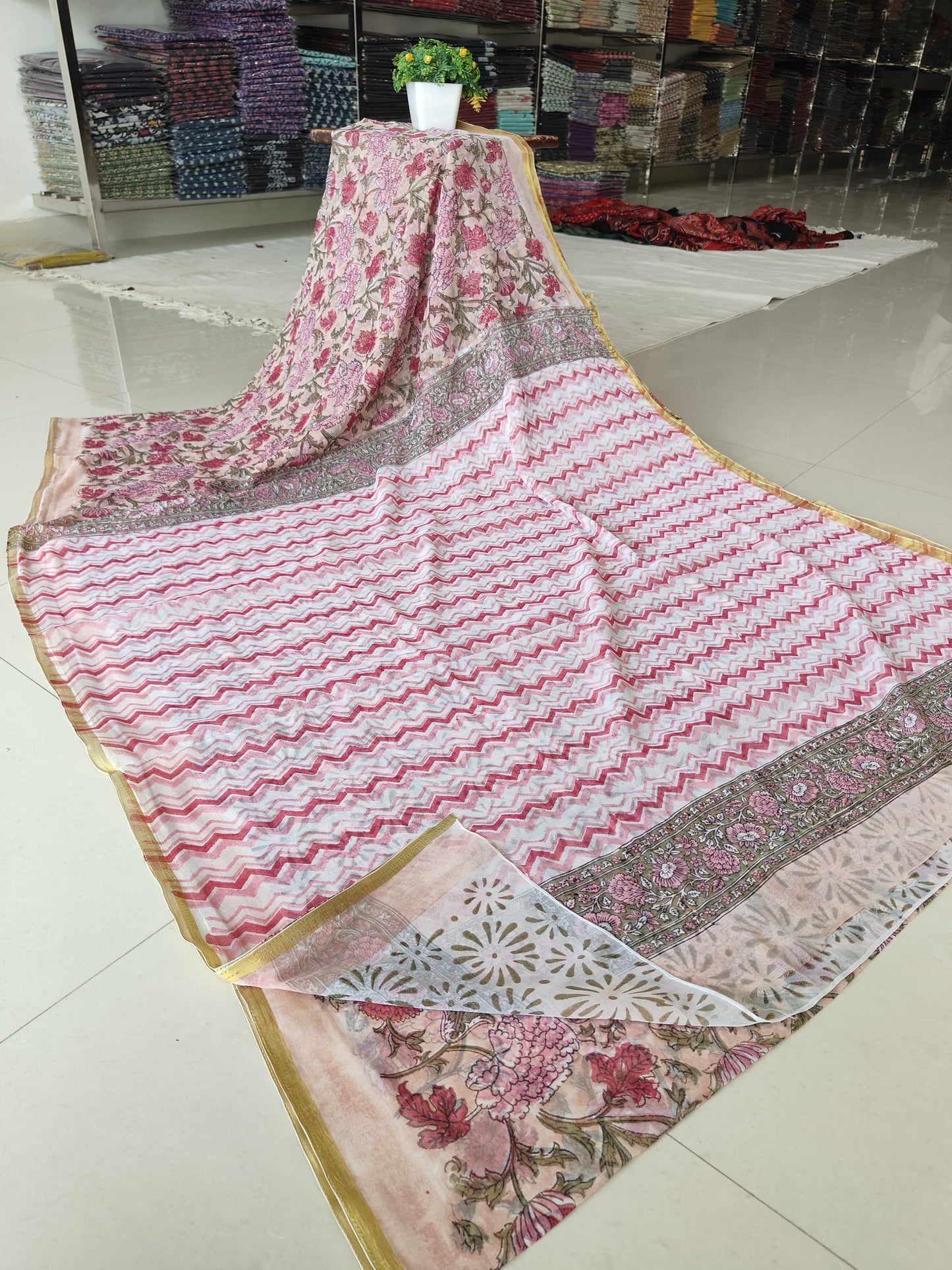 Hand Brush Painted Chiffon Saree with Blouse ( CIA74)