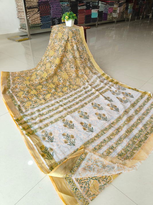 Hand Brush Painted Chiffon Saree with Blouse ( CIA78)