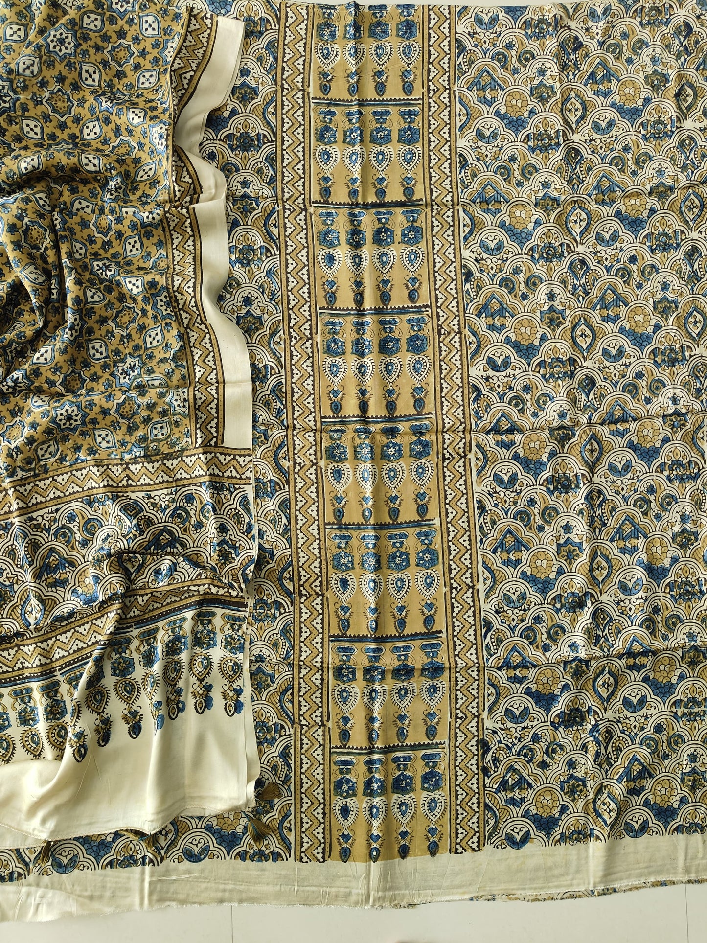 )Vanaspati Ajrakh Hand Block Printed Suits Modal Silk Fabric (CIT125)