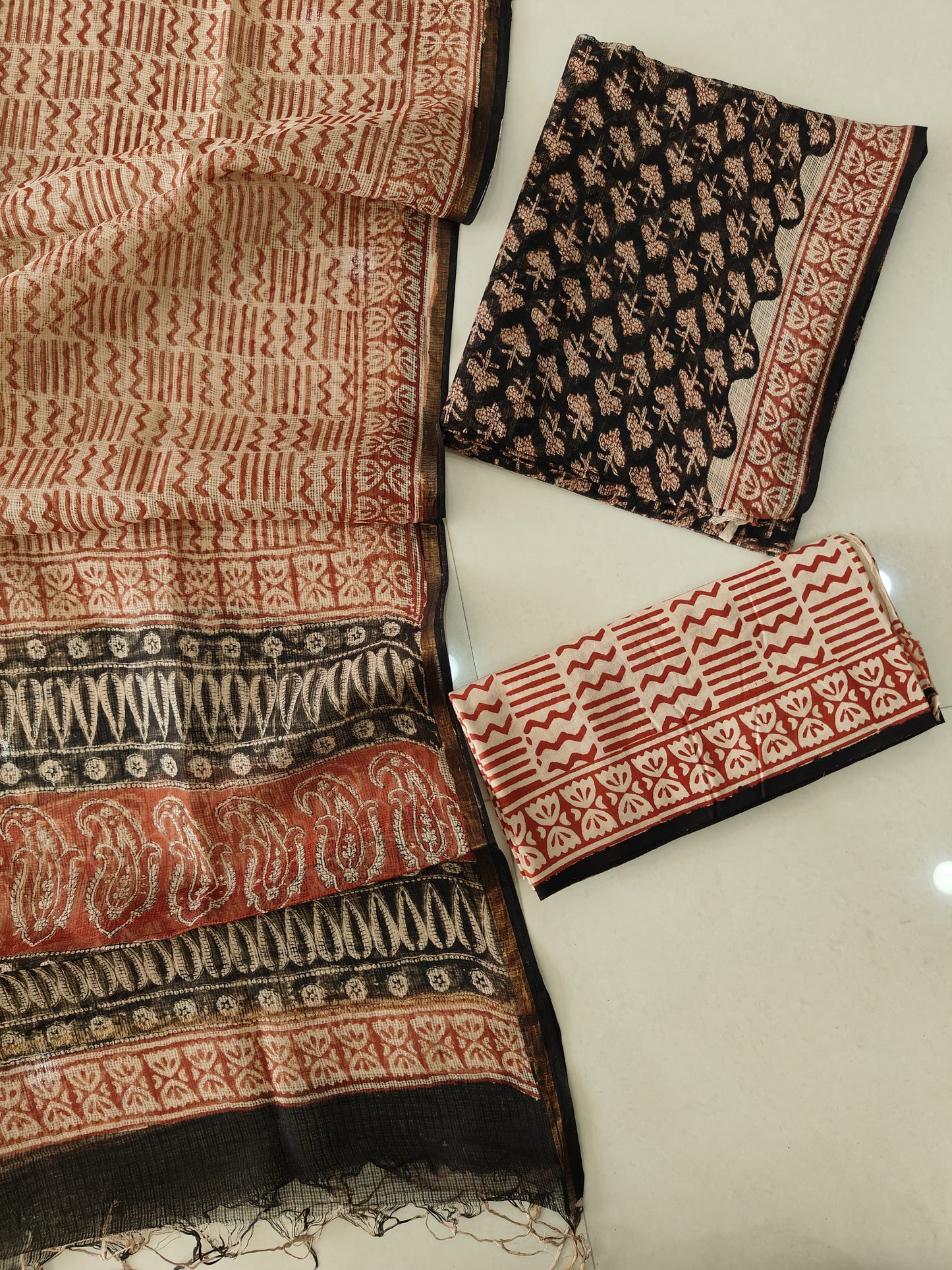 HAND BLOCK PRINTED KOTA DORIYA SUIT WITH KOTA DORIYA DUPPATA (FKS160)
