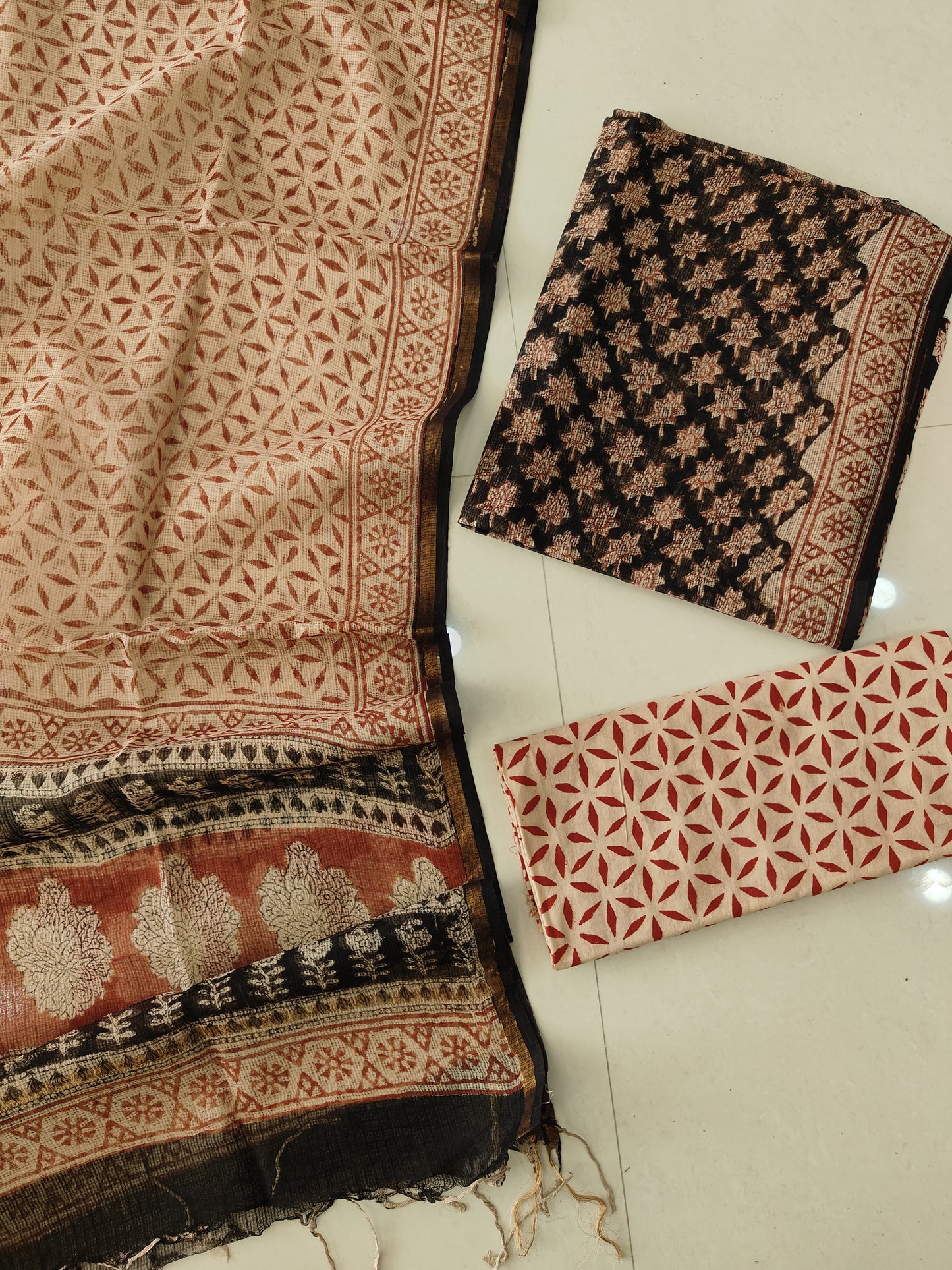 HAND BLOCK PRINTED KOTA DORIYA SUIT WITH KOTA DORIYA DUPPATA (FKS163)