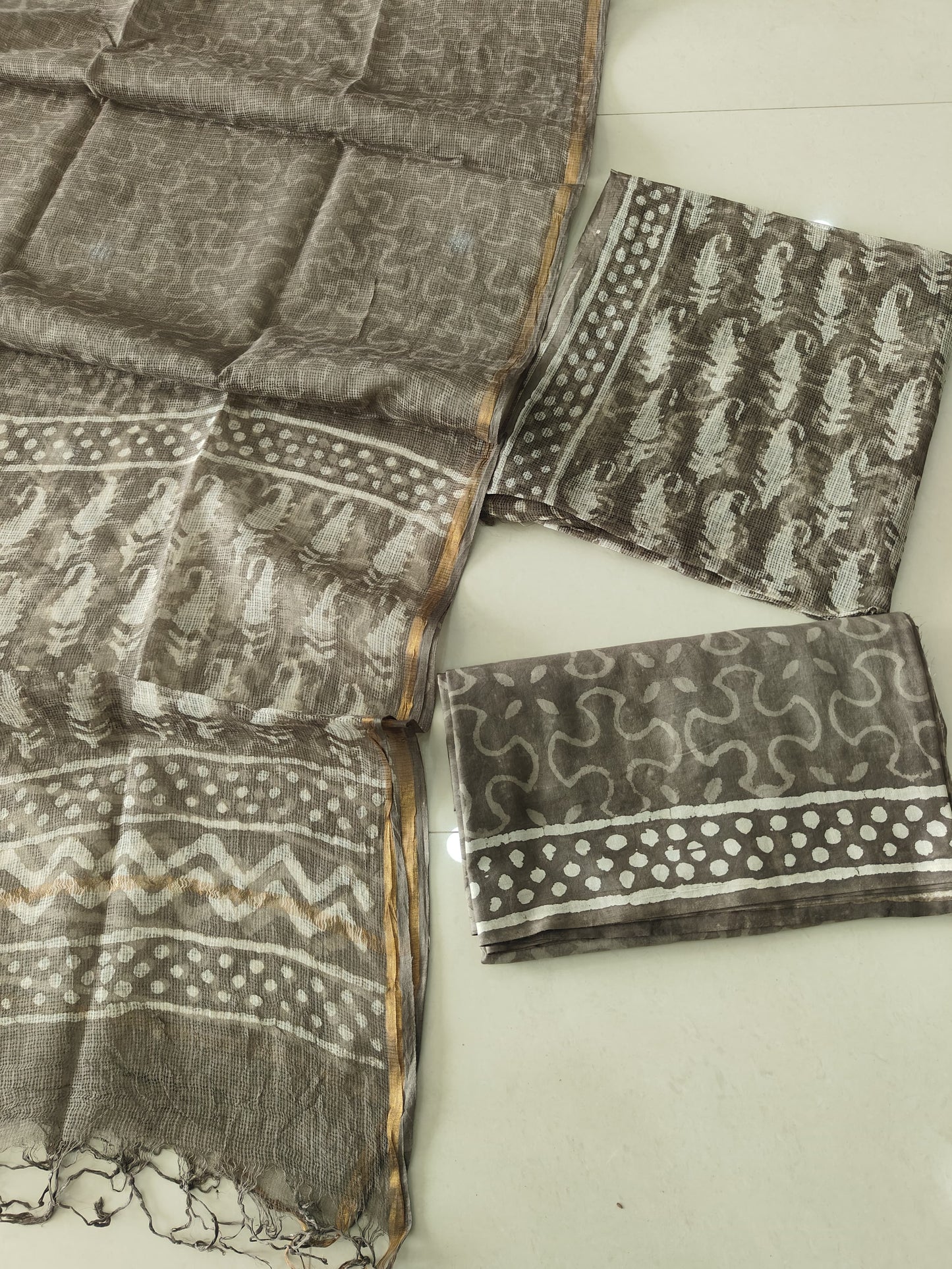 HAND BLOCK PRINTED KOTA DORIYA SUIT WITH KOTA DORIYA DUPPATA (FKS170)