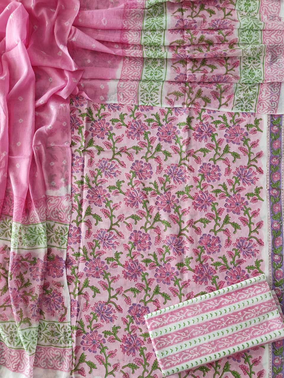HAND BLOCK PRINTED COTTON 3-PIS SUIT WITH MULMUL DUPPATA (CMS180)