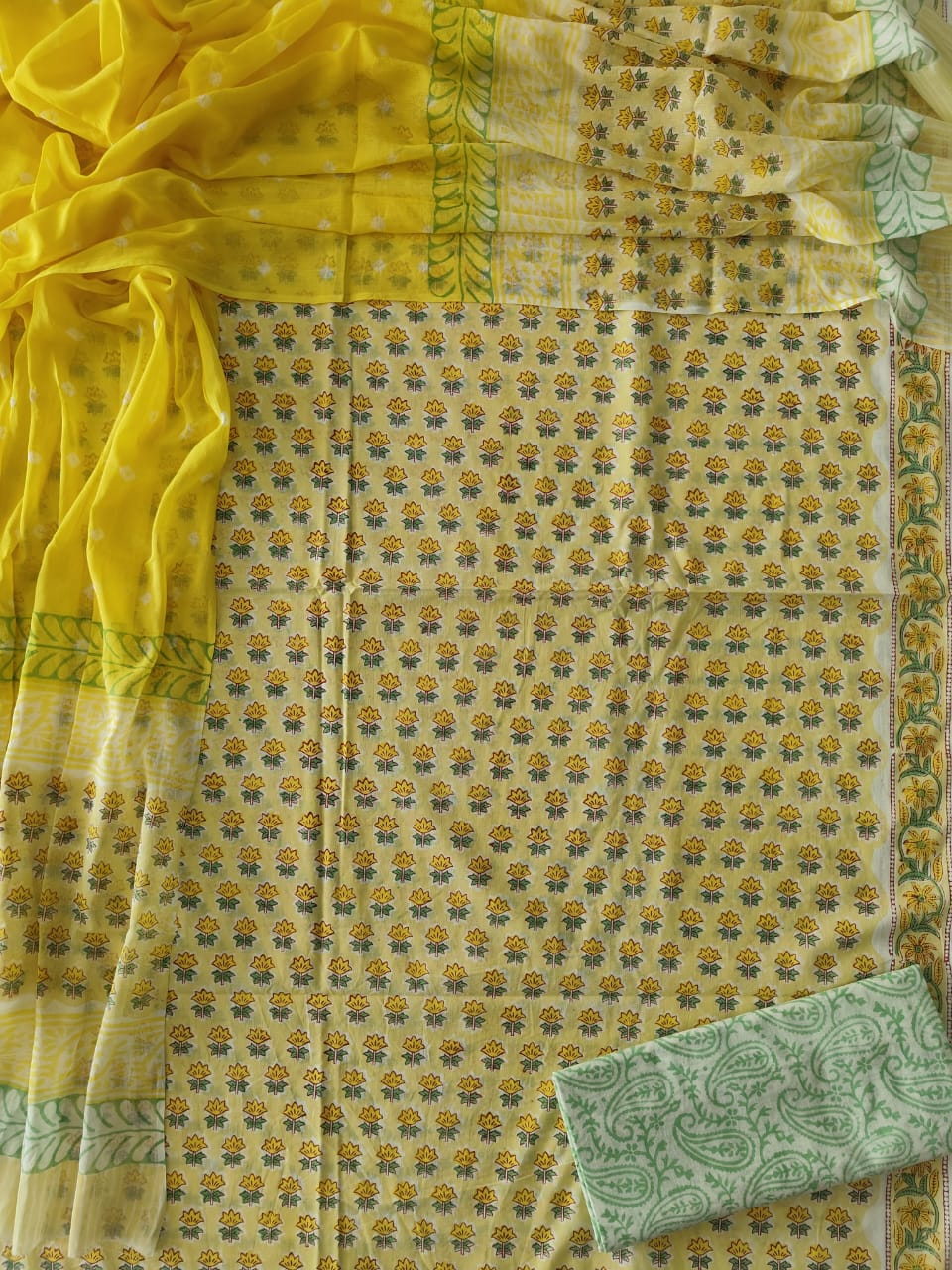 HAND BLOCK PRINTED COTTON 3-PIS SUIT WITH MULMUL DUPPATA (CMS191)
