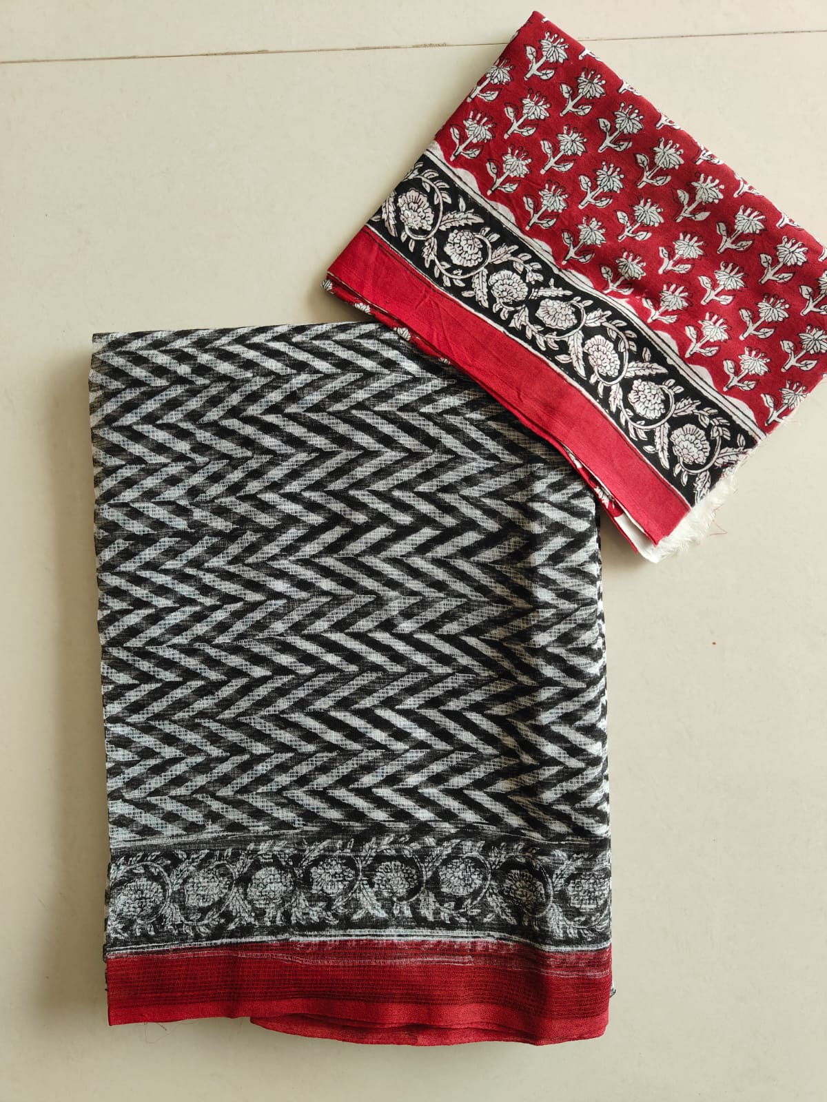 HAND BLOCK BAGRU PRINTED KOTA DORIYA SAREE WITH MULMUL BLOUSE (KDS159)
