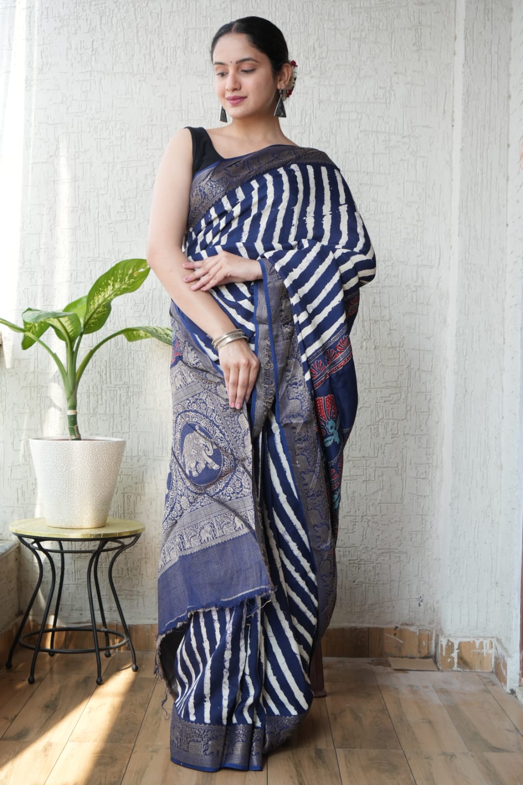 AJRAKH PRINTED PURE DOLA SILK SAREE WITH BLOUSE (MS37)