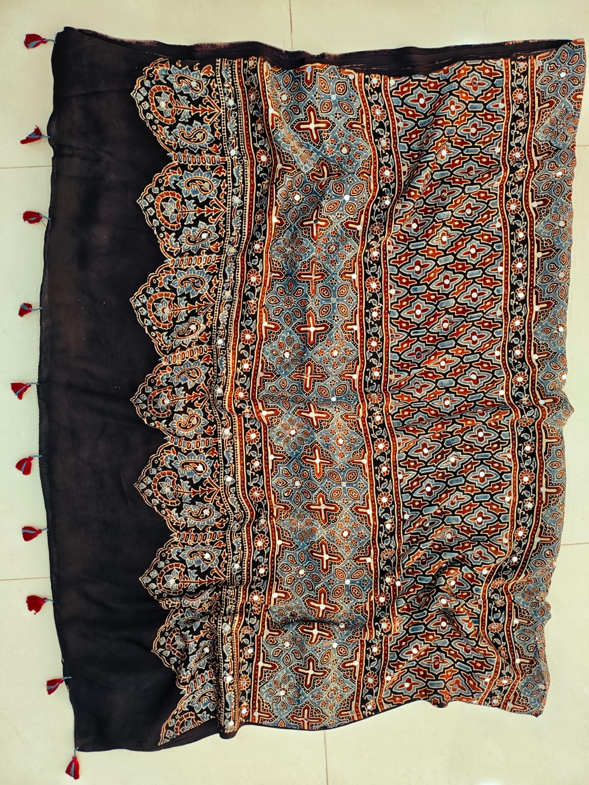 MIRROR WORK HAND BLOCK AJRAKH MODAL SILK SAREE WITH BLOUSE (CIV6)