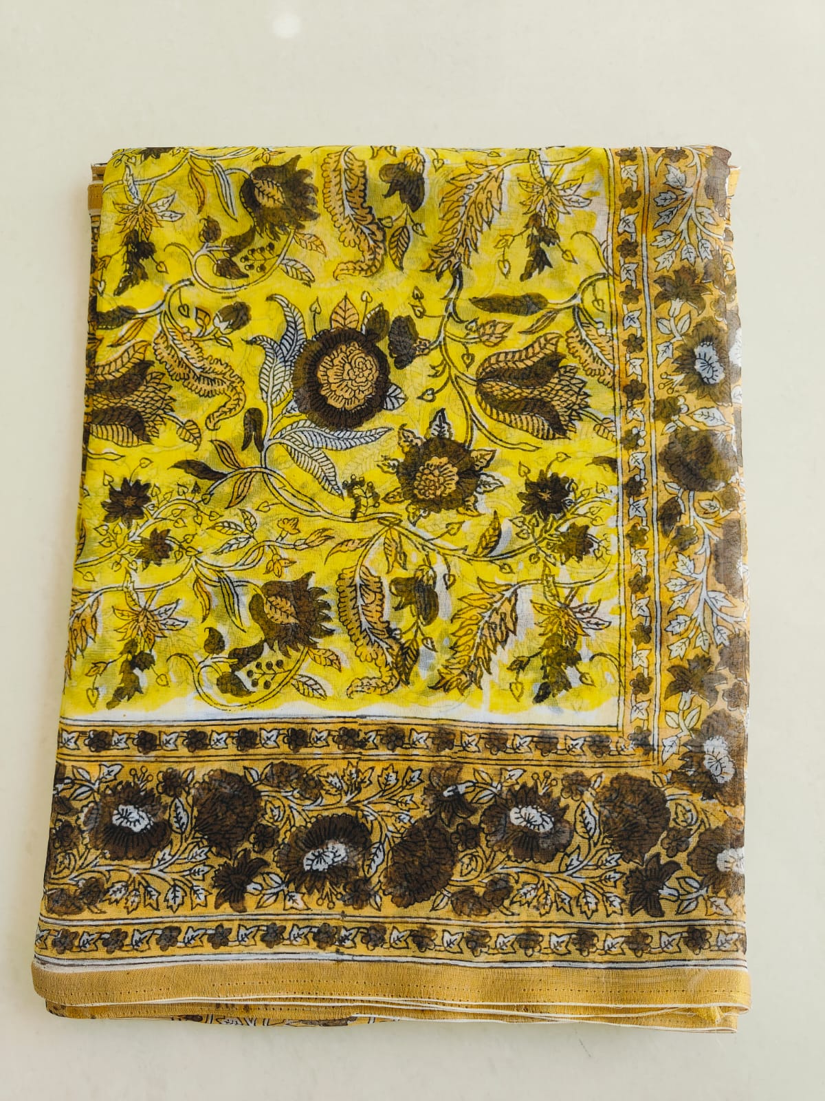 Hand Brush Painted Chiffon Saree with Blouse ( CIA69)